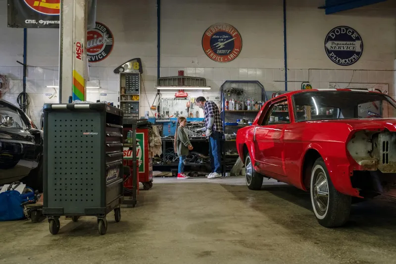 Grease Under the Fingernails: When American Dads Were Their Own Auto Shops