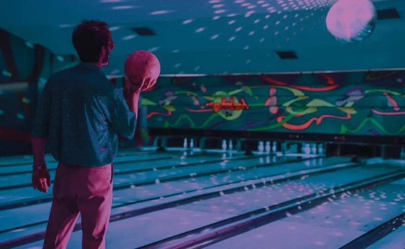 When Every Tuesday Night Belonged to the Strike Zone: How America Lost Its Bowling Soul